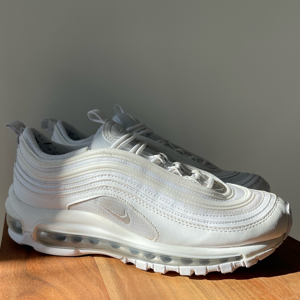Nike Air Max size 5.5 Big Boy